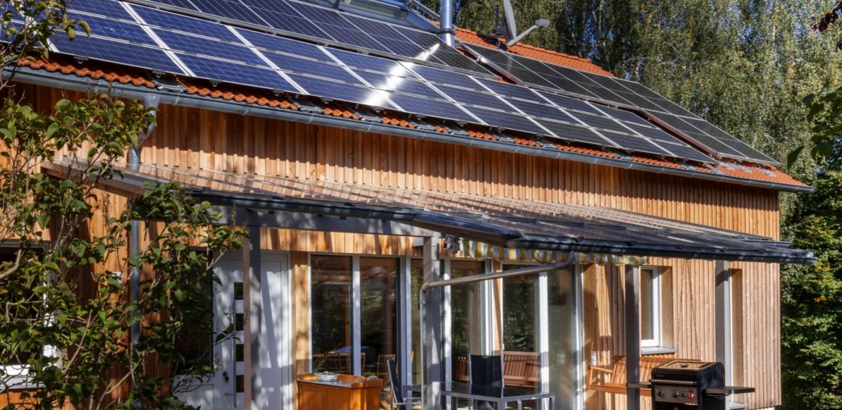 Photovoltaik auf dem Haus: Auch die Dämmung zählt